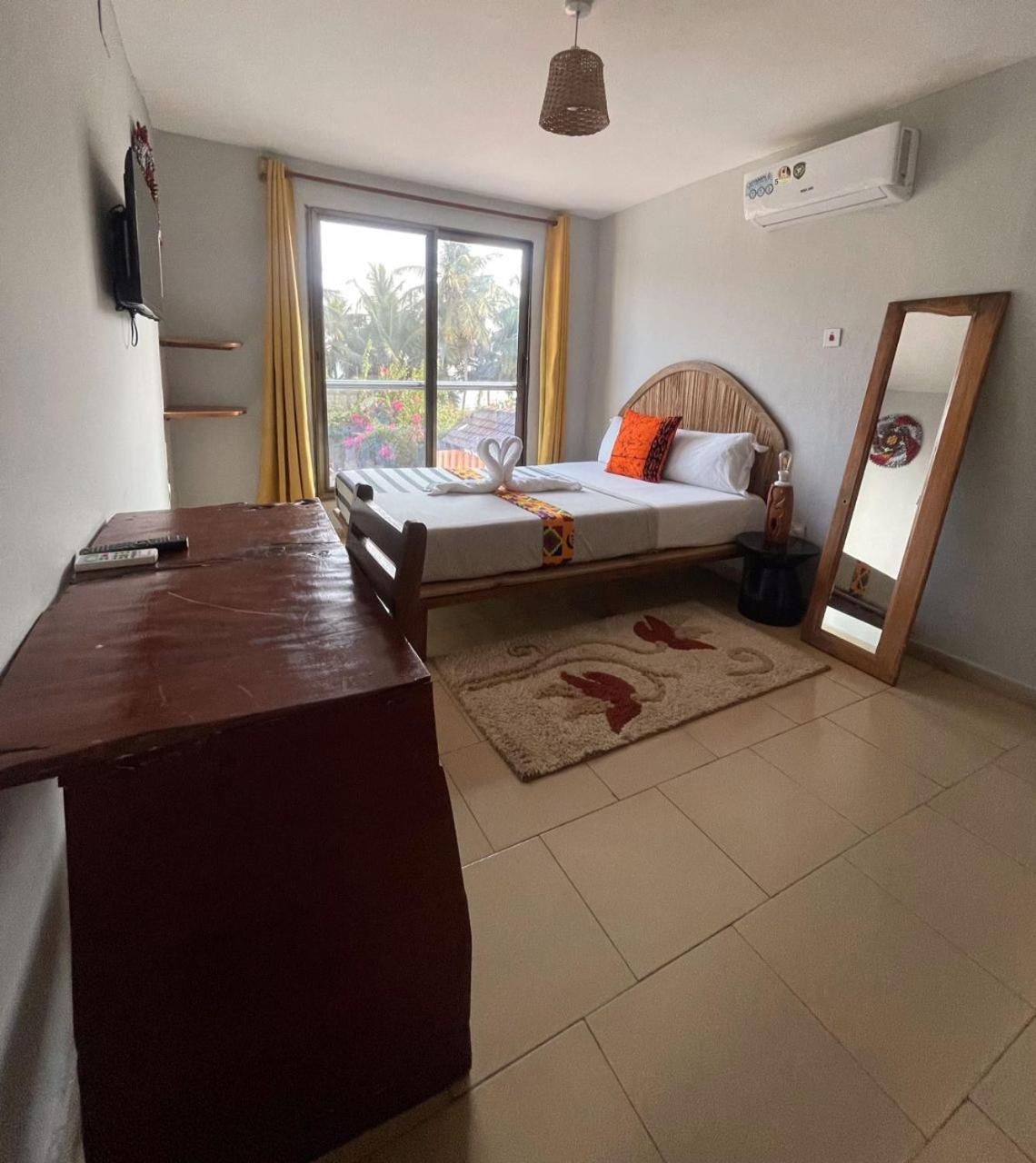 Hotel Afiki Elmina Zewnętrze zdjęcie