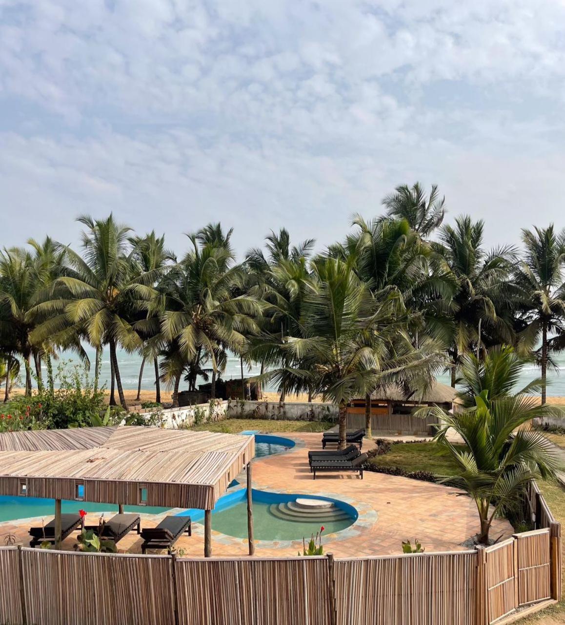 Hotel Afiki Elmina Zewnętrze zdjęcie