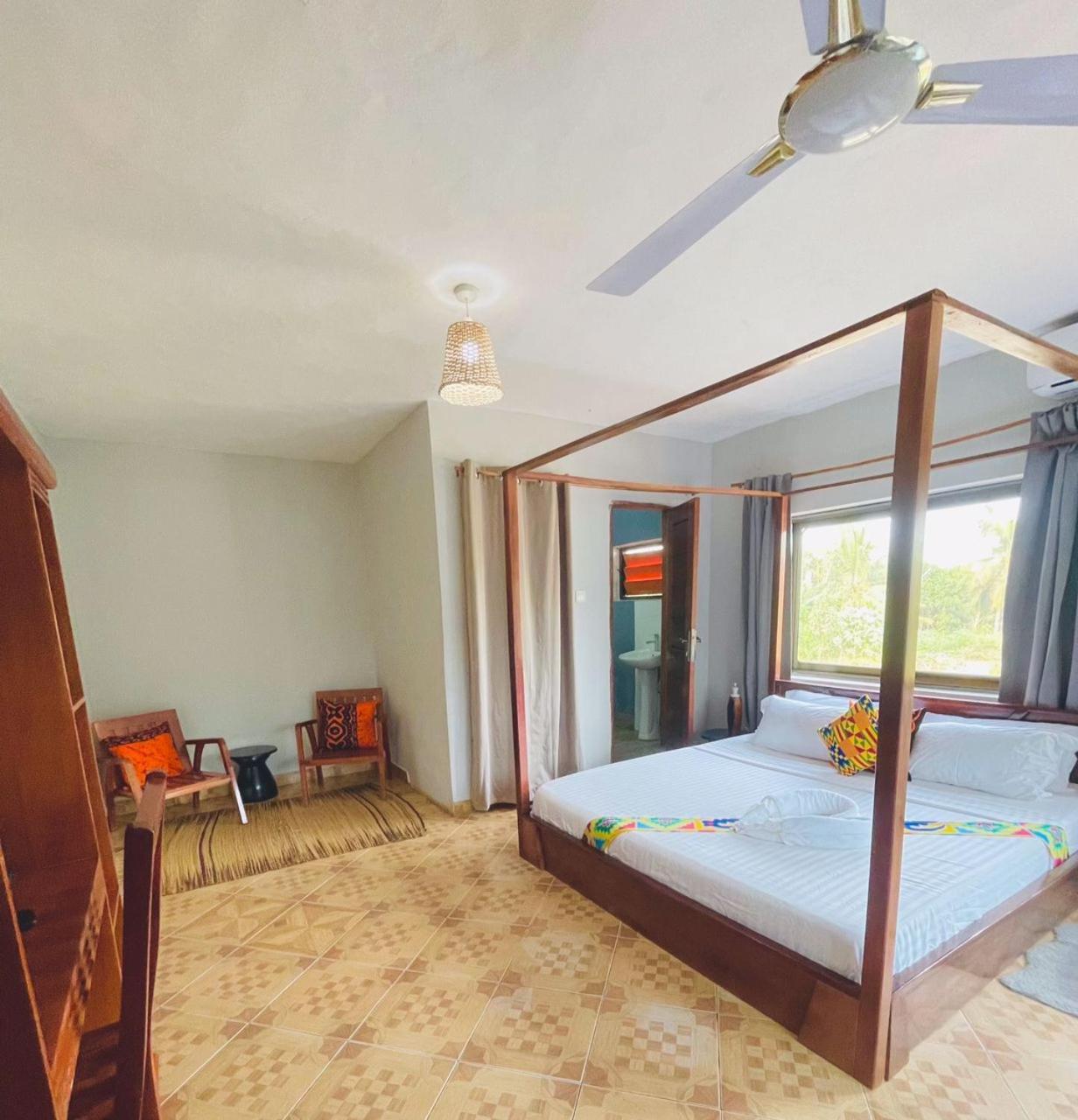 Hotel Afiki Elmina Zewnętrze zdjęcie